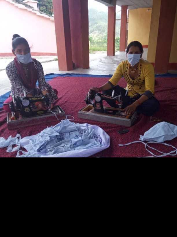 Passion of public service, making masks and distributing them for free