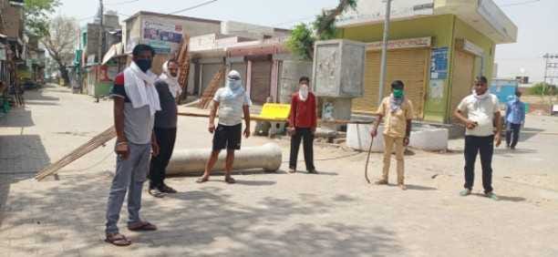 helth deparment started scrining in 6 villages on Rajsthan border