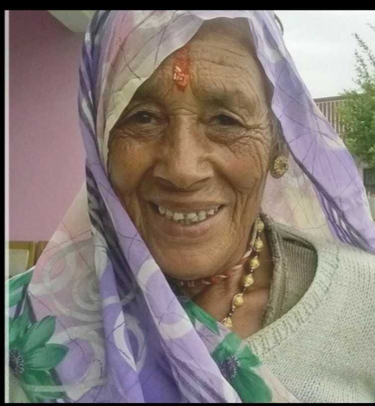 85 Year old brave lady donated 51 thousand
