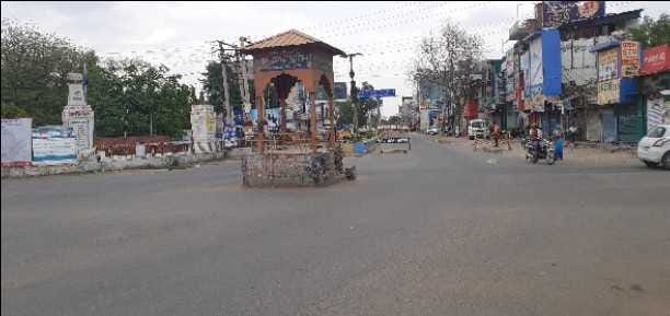 the hotal was open in lockdown, seal