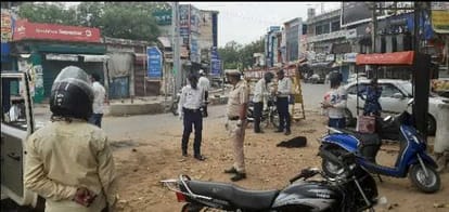 महावीर चौक पर पुलिस