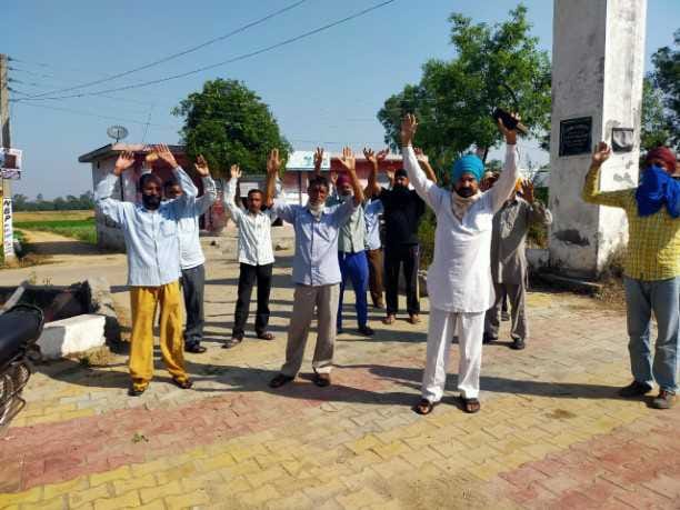 Nehari pani ko laykar kissano ka pardsan