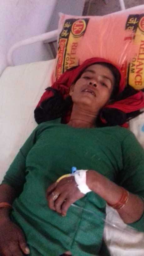 Sugarcane loaded tractor-trolley  overturned 1, husband dies, wife injured