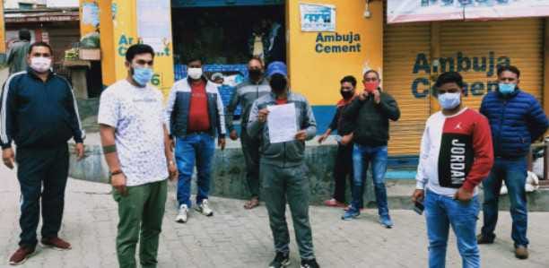Liquor buisnessman in trouble due to lockdown, pleaded with DM