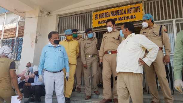 डीएम, एसएसपी ने किया प्रवासी मजदूर कैंपस का निरीक्षण