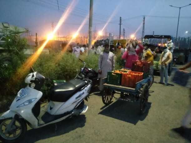 Vegetable market near Eklavya Stadium