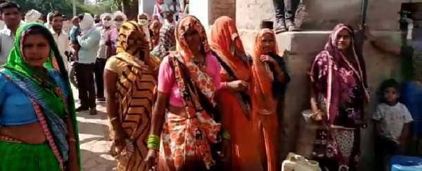 सौंख देहात में कई माह से गहराया पानी का संकट