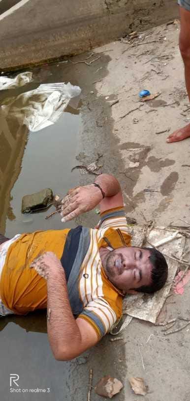 The body of the university clerk left for ahirka from the house was found in Rani Talab