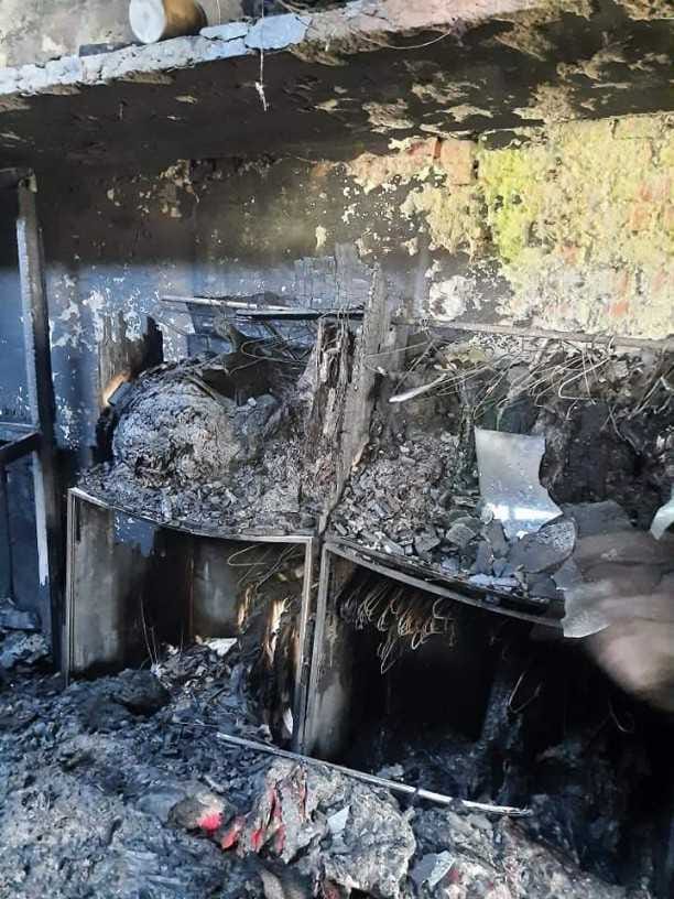 Burning dry cleaning shop from electrical short circuit