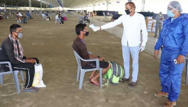 Lockdown 3.0:  26 migrants reach Rudrapur in two buses from Gujarat
