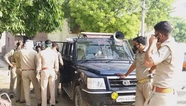 मारपीट व गोली लगने से दंपती समेत तीन लोग घायल