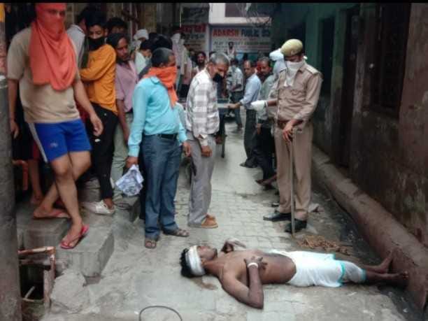 mujhe corona hai, kahkar yuvak me failayi sansani