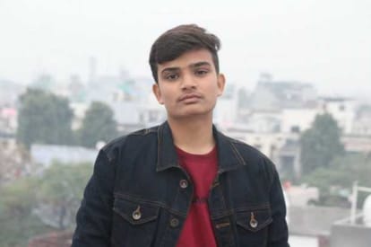 students who want to go abroad for higher education,is now mulling over to stay in India