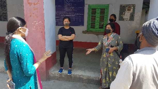 Displeasure over arrangements in quarantine centers