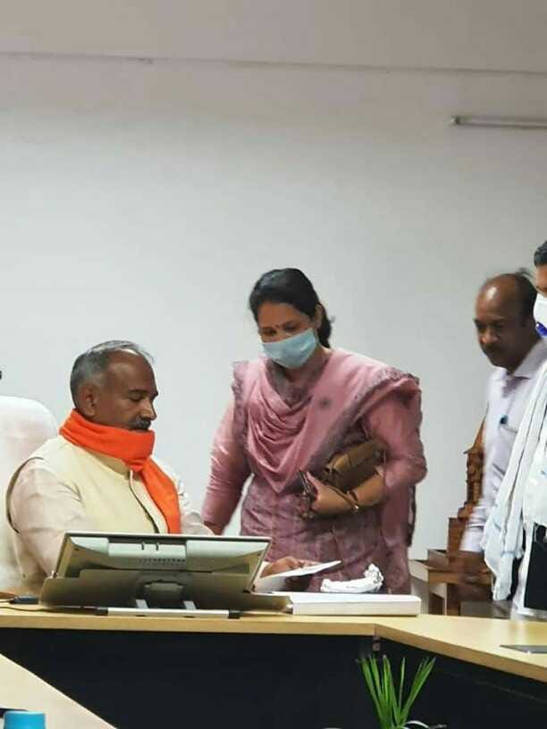 District Panchayats will have to increase their income by better utilization of their resources: Deepika.