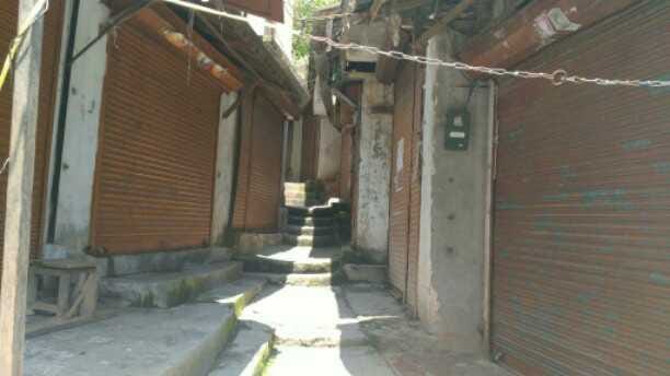 Children are unable to taste Nepali noodles, shops in Joolaghat, Nepal closed for three months.