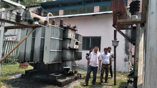 Lakhs worth of goods destroyed by fire in communication shop in Khatima, Khatima