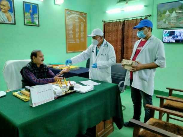 Corona: medicine distributed to 3500 people to increase immunity.