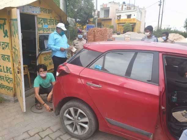 चालकों को सड़क सुरक्षा के तहत किया जागरूक