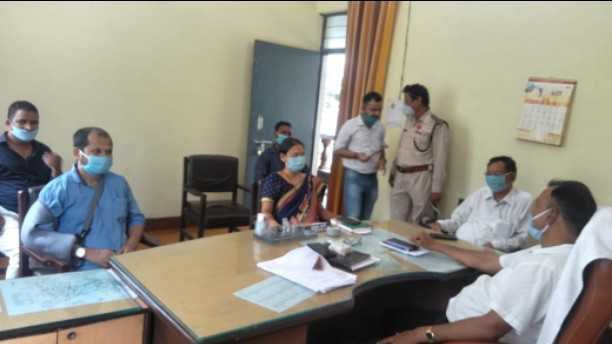 Tehsildar churned with the Municipality over the trunking ground
