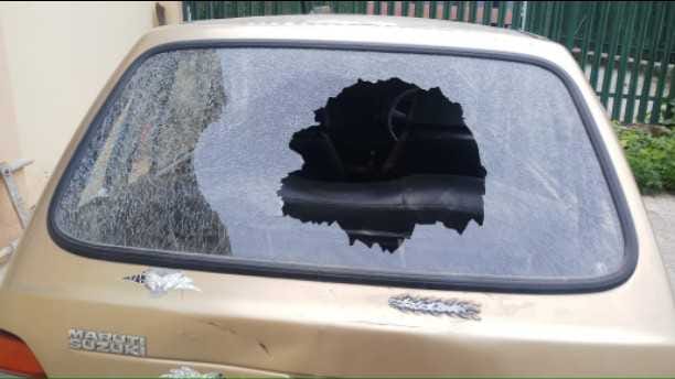 The chaotic elements broke the glass of the car and windows in the electricity sub station Kunta