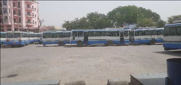 Private buses also descended on road