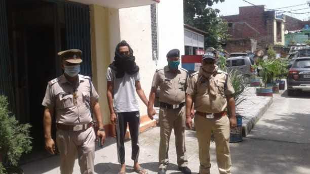 The former driver of the merchant had stolen the car
