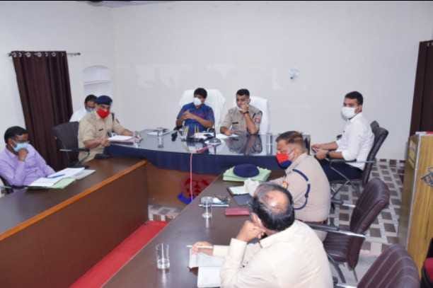 dm instruct to officers to promote wearing masks in rural areas