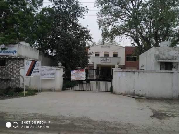 50 lakh extortion firing at shopkeeper house