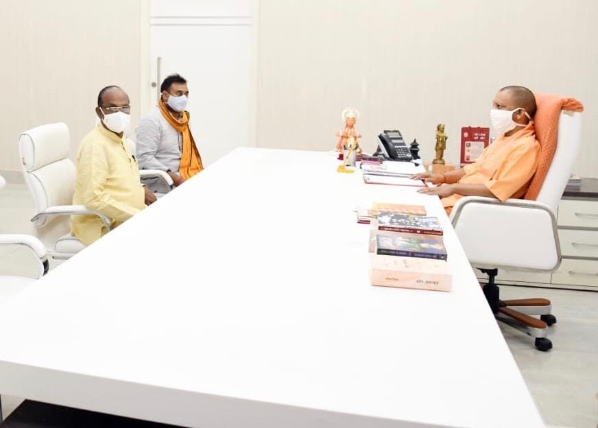 सांसद और विधायक ने की गंगा एक्सप्रेस-वे को जनपद से जोडऩे की मांग