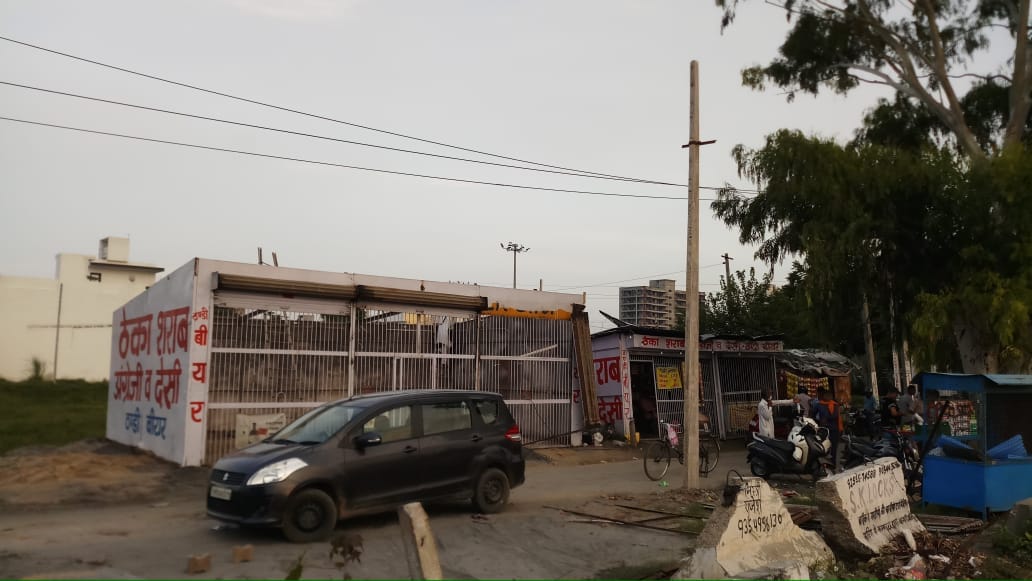 एनजीटी के निर्देशों के बाद भी नहीं हट रहे कब्जे