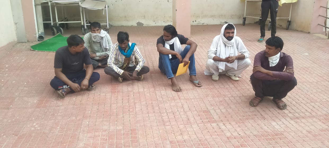 फुटबॉल खेलते समय हुए विवाद के बाद 11 साल के किशोर को उठाकर जमीन पर
पटका, 11 घंटे बाद तोड़ा दम