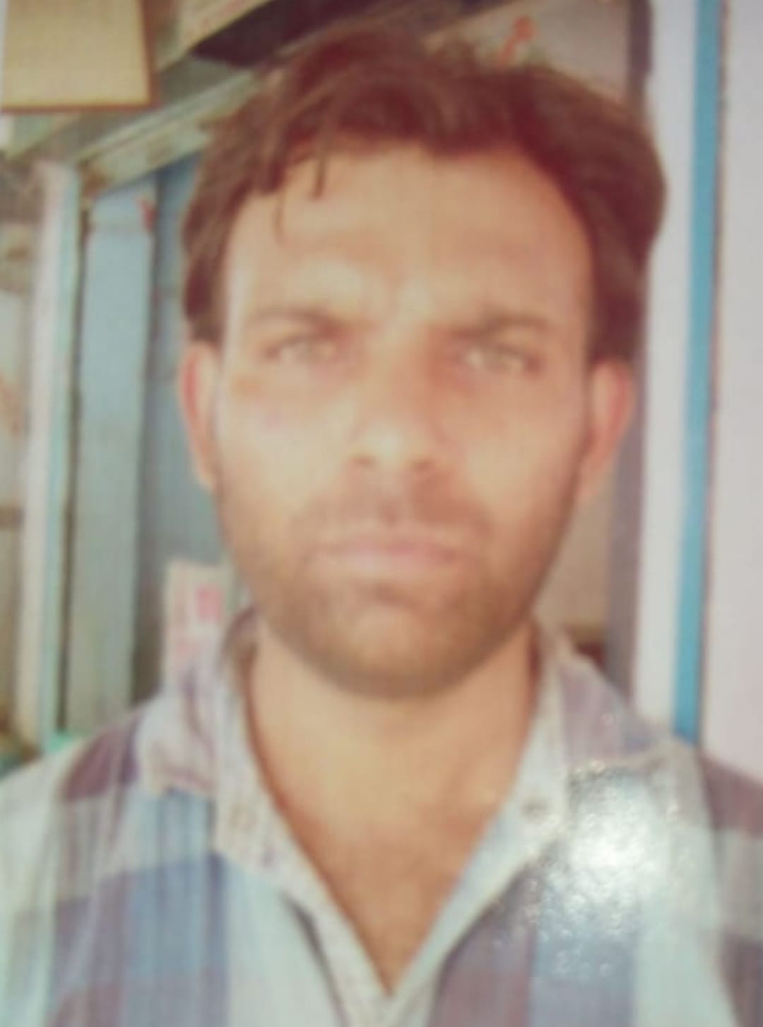 बेकाबू ट्रक ने ट्रांसपोर्टर को कुचला, मौत