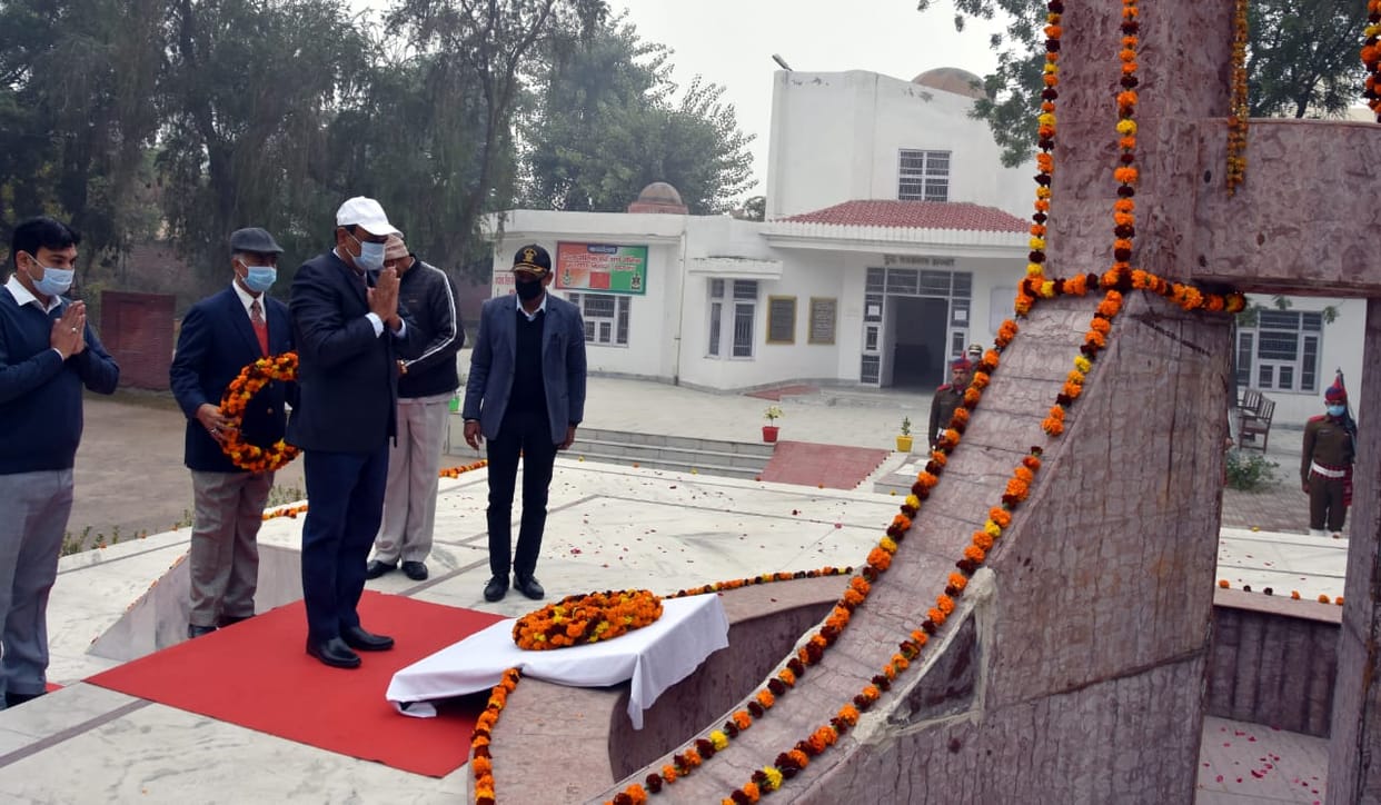 1971 के भारत-पाकिस्तान युद्ध के 50 साल पूर्ण होने पर डीसी ने युद्ध वीरांगनाओं को किया सम्मानित