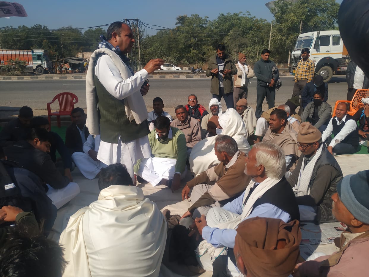 उप मुख्यमंत्री दुष्यंत चौटाला चौधरी देवीलाल परिवार पर कलंक: अर्जुन चौटाला