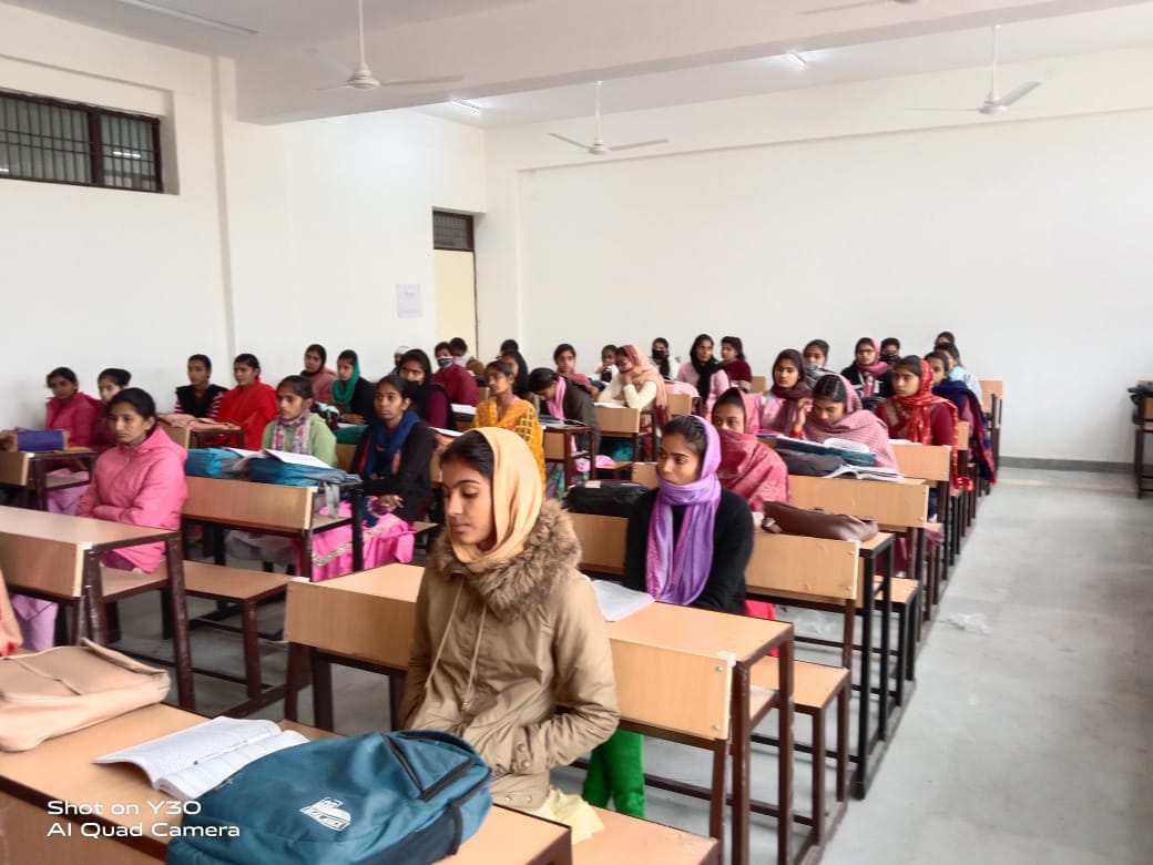 कलवाली फोटो