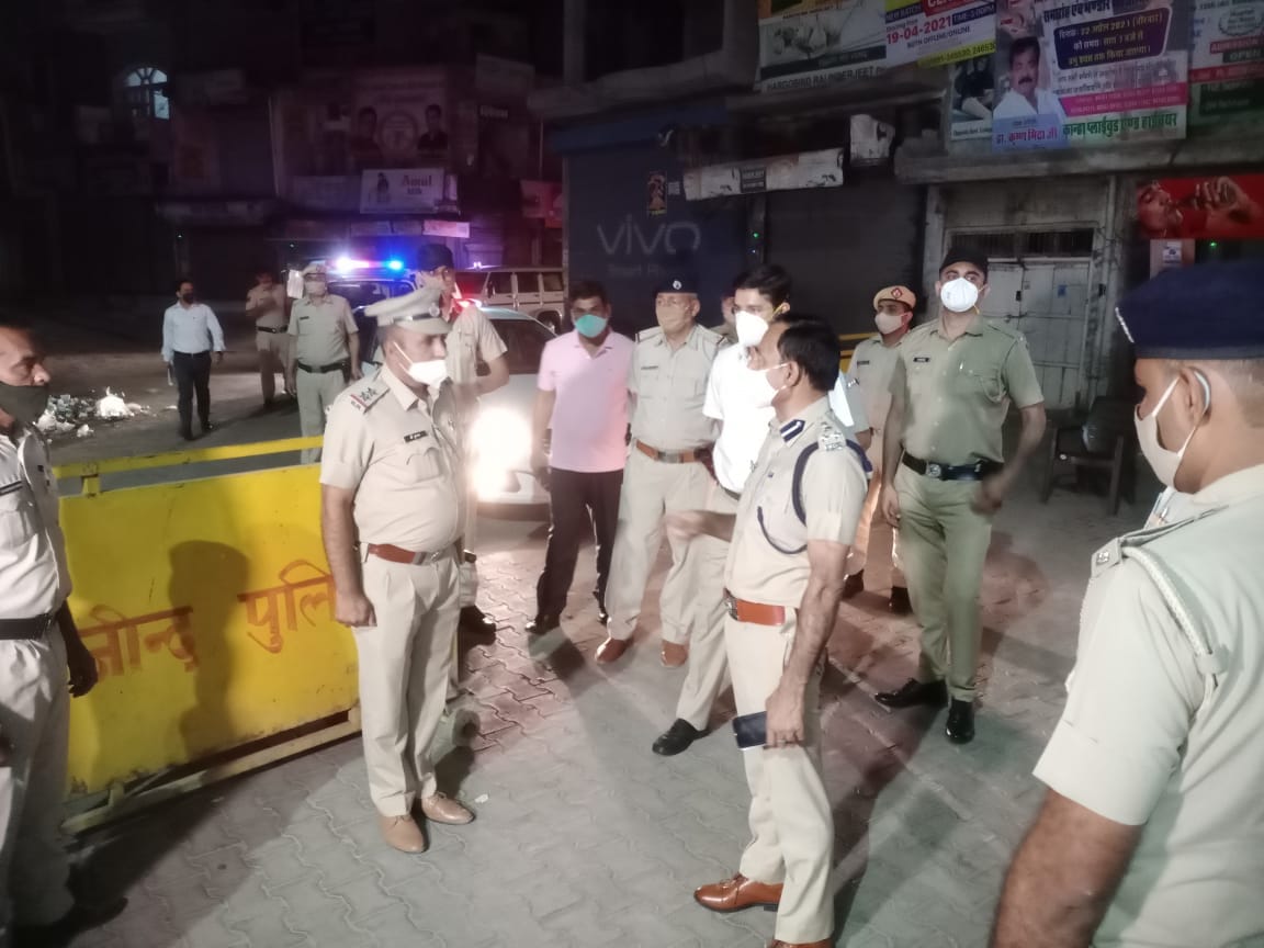 रात्रि कर्फ्यू का जायजा लेने के निकले डीसी और डीआईजी को ढाबा और होटल खुले मिले