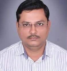 शेयर बाजार ने छुआ शिखर, स्थानीय निवेशकों को हुआ 4 गुना फायदा

बाजार के जानकार निवेशकों को सावधानी बरतने की सलाह भी दे रहे हैं