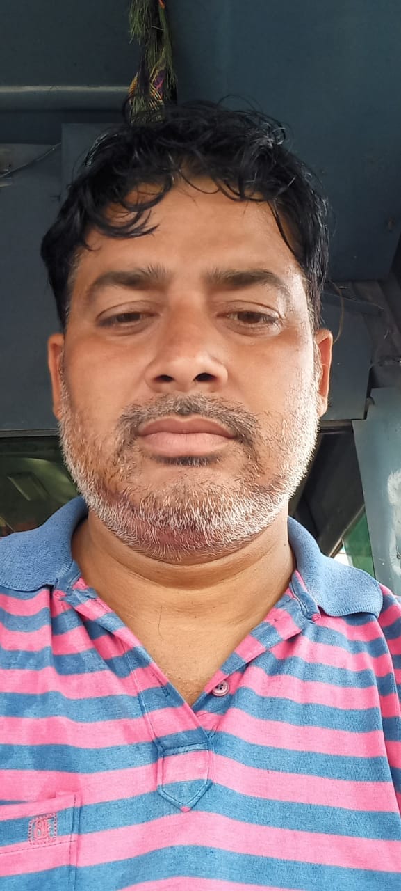 स्कूल वैन चली नहीं, आरटीओ मांग रहा रोड टैक्स, ऑपरेटर परेशान 

लोन लेकर लिए गए वाहनों के ऑपरेटरों पर बैंक की किस्त देने का भी दबाव