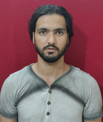 रियासी पुलिस की बड़ी कार्रवाई,ड्रग्स मामलें में साथ किये गिरफ्तार।