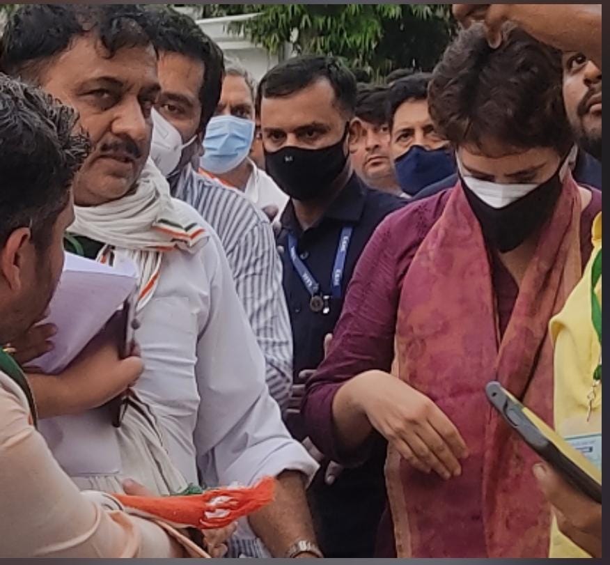 लखनऊ पहुंचकर कांग्रेसियों ने प्रियंका के समक्ष जाहिर किया असंतोष