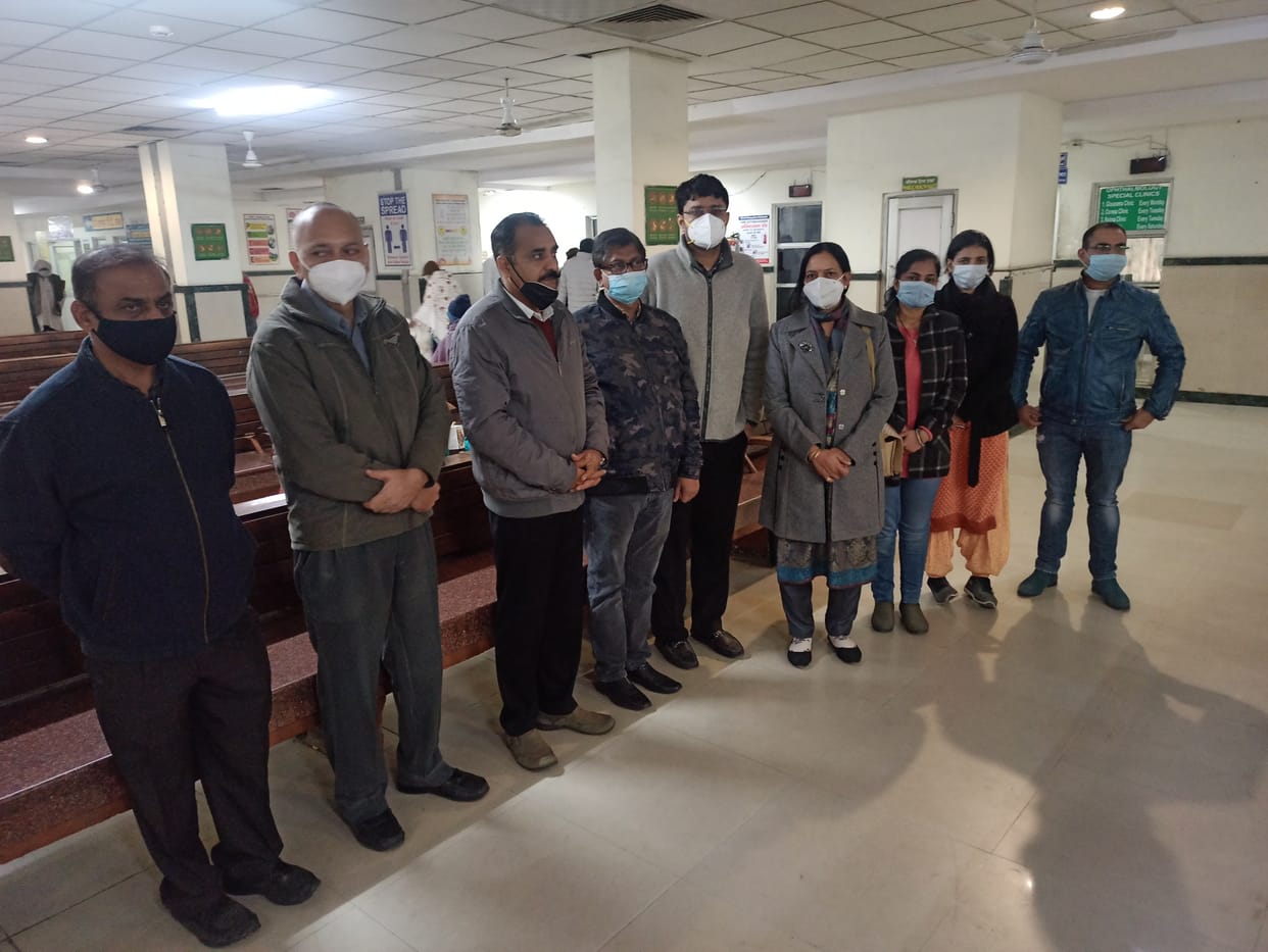 एचसीएमएस डॉक्टर रहे सामूहिक अवकाश पर, ओपीडी बंद होने से मरीज रहे परेशान