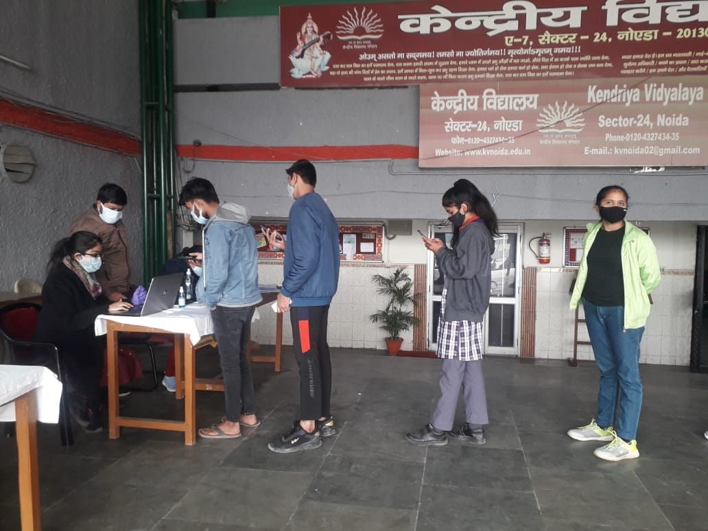 केंद्रीय विद्यालय सेक्टर 24 नोएडा में 15 से 18 वर्ष की आयु के बच्चों को टीका अभियान में सम्मिलित किया गया। सभी बच्चों ने अभियान में अपनी भागीदारी दिखाई और अपने को रजिस्टर्ड