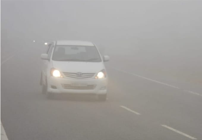 बहादुरगढ़ में चार दिन के बाद फिर लौटी ठंड, देर शाम से सुबह 10 बजे तक छाया रहा कोहरा