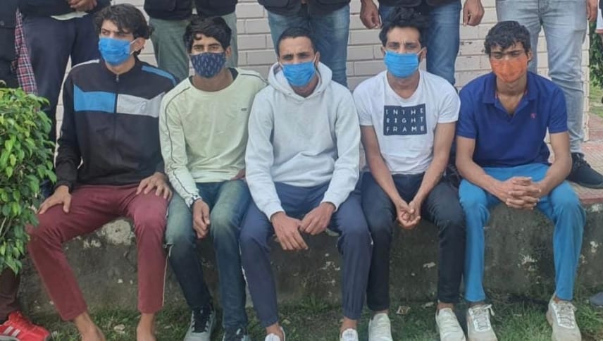 रिटौली गैंगवार ः 10-10 हजार के इनामी दो सगे भाई अंकित उर्फ बाबा व सन्नी साथियों सहित गिरफ्तार