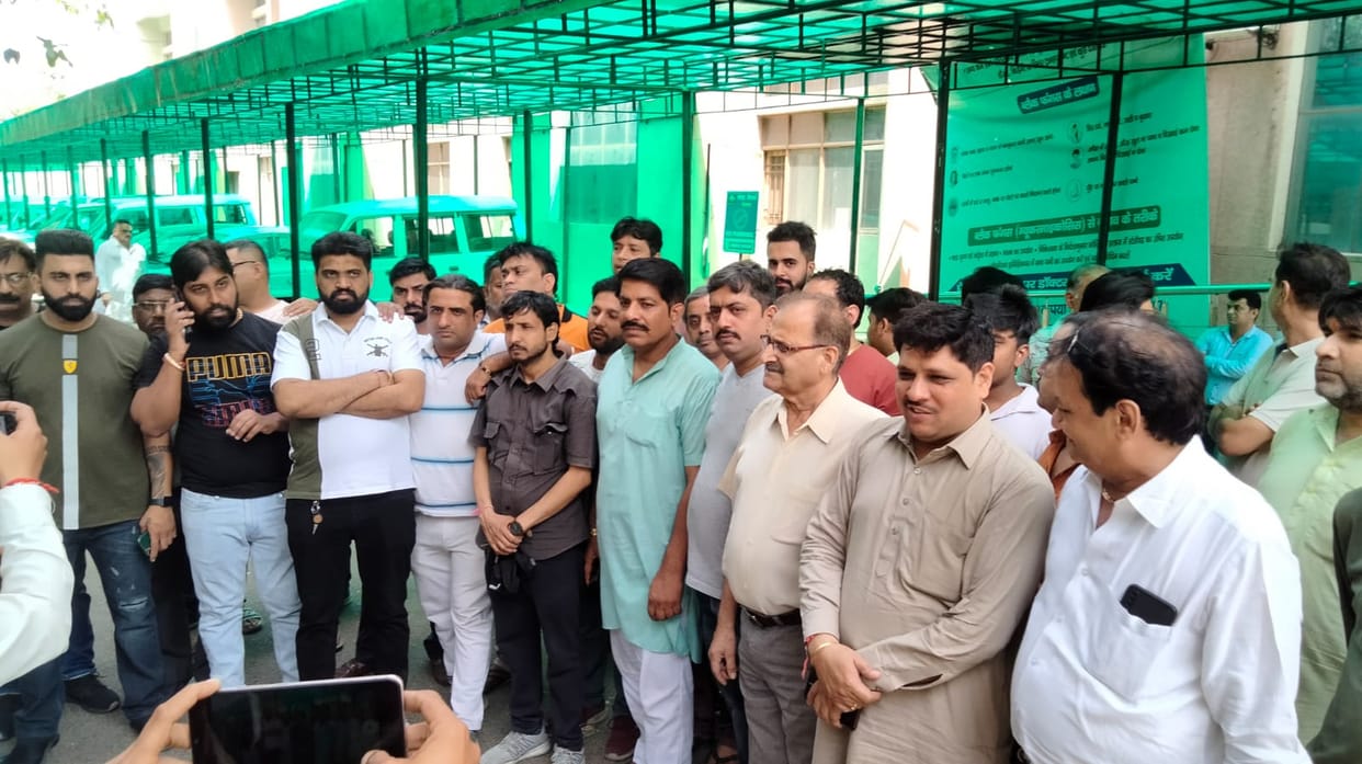 पुलिस को अल्टीमेटम ः जल्द पकड़े जाएं हमलावर, नहीं तो करेंगे बाजार बंद