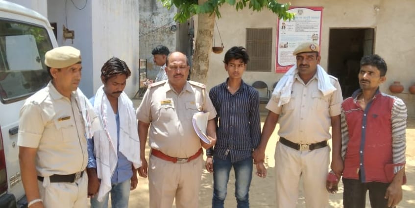 रिमांड के बाद तीन आरोपियों से भारी मात्रा में चोरी किया गया सामान बरामद