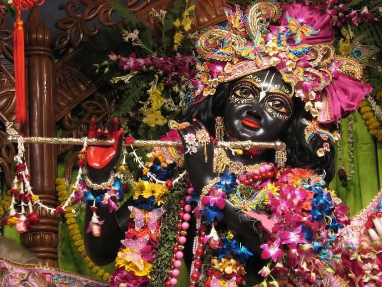 Some unknown amazing facts which were unheard about Lord Krishna