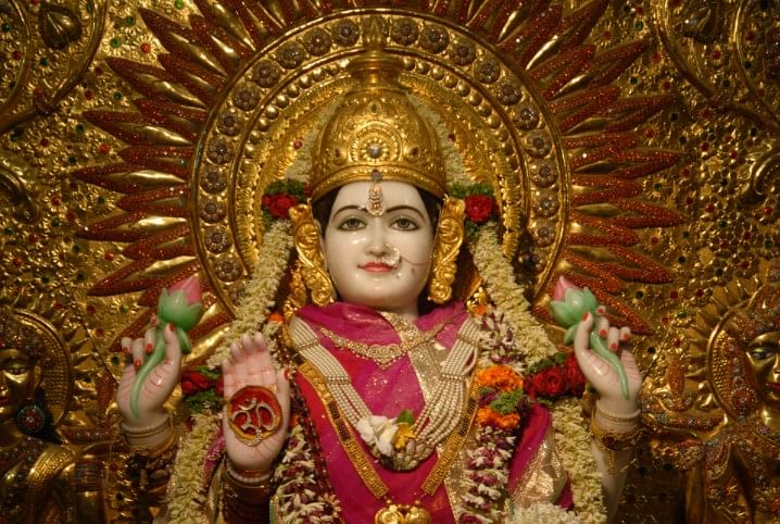 Seek Goddess Laxmi blessings