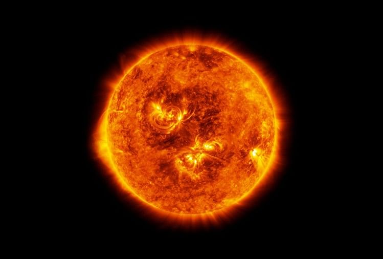 Sun Tसूर्य ग्रहण और चंद्र ग्रहण एक साथ जानिए समयानुसार घटनाक्रमransit in Cancer Effects